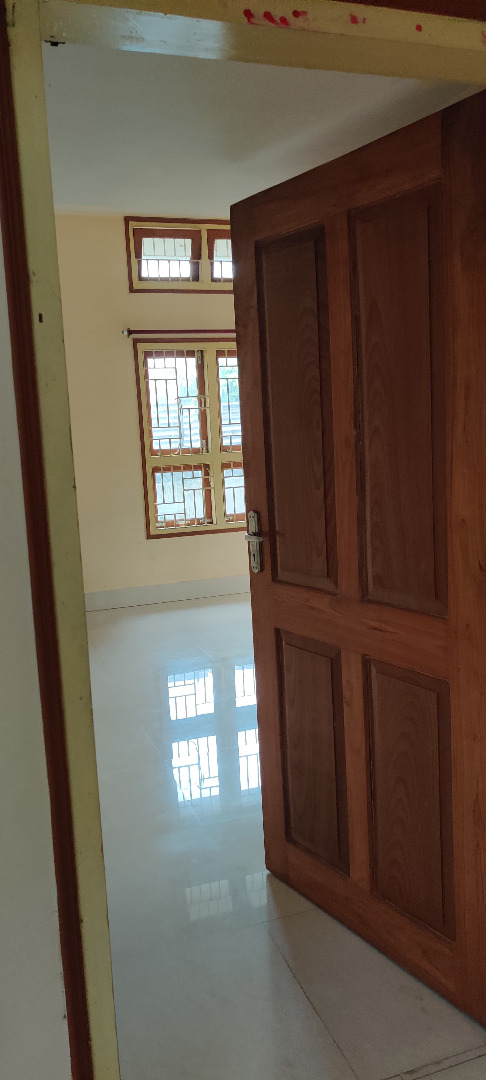 Unfurnished 4bhk in Divine Lane, Bagharbari, Guwahati, Assam, India for Rent